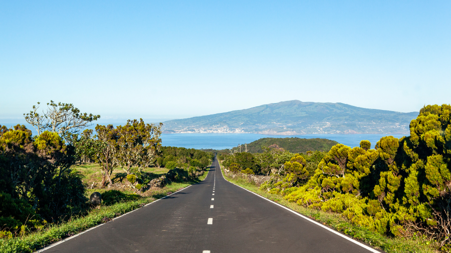 Açores, route vers un circuit découverte - Açores ou Madère